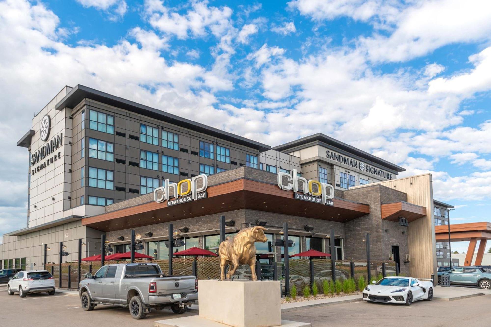 Sandman Signature Saskatoon South Hotel Exterior photo